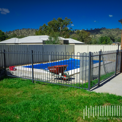 Pool Fencing in Maitland and Newcastle by Reliable Fencing Solutions